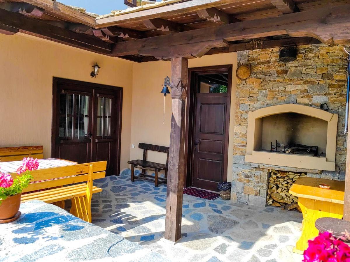 Rimovata Kashta Guest House Leshten Exterior foto