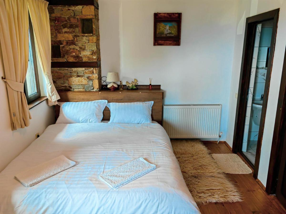 Rimovata Kashta Guest House Leshten Exterior foto